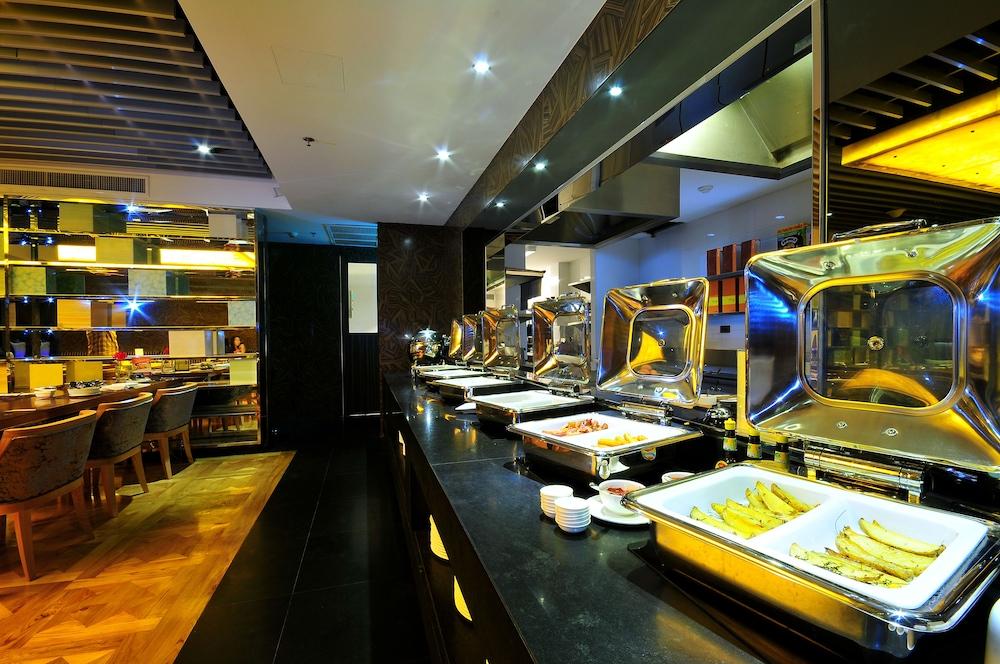 Citrus Sukhumvit 13 Nana By Compass Hospitality - Newly Renovated Bangkok