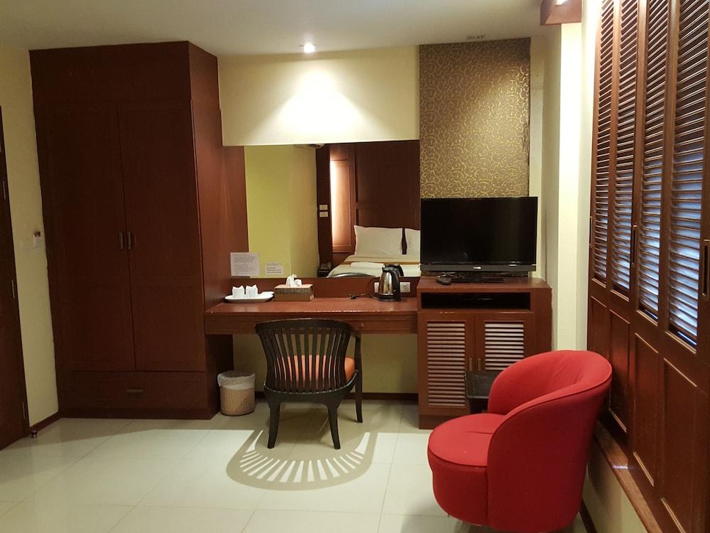 W 21 Hotel