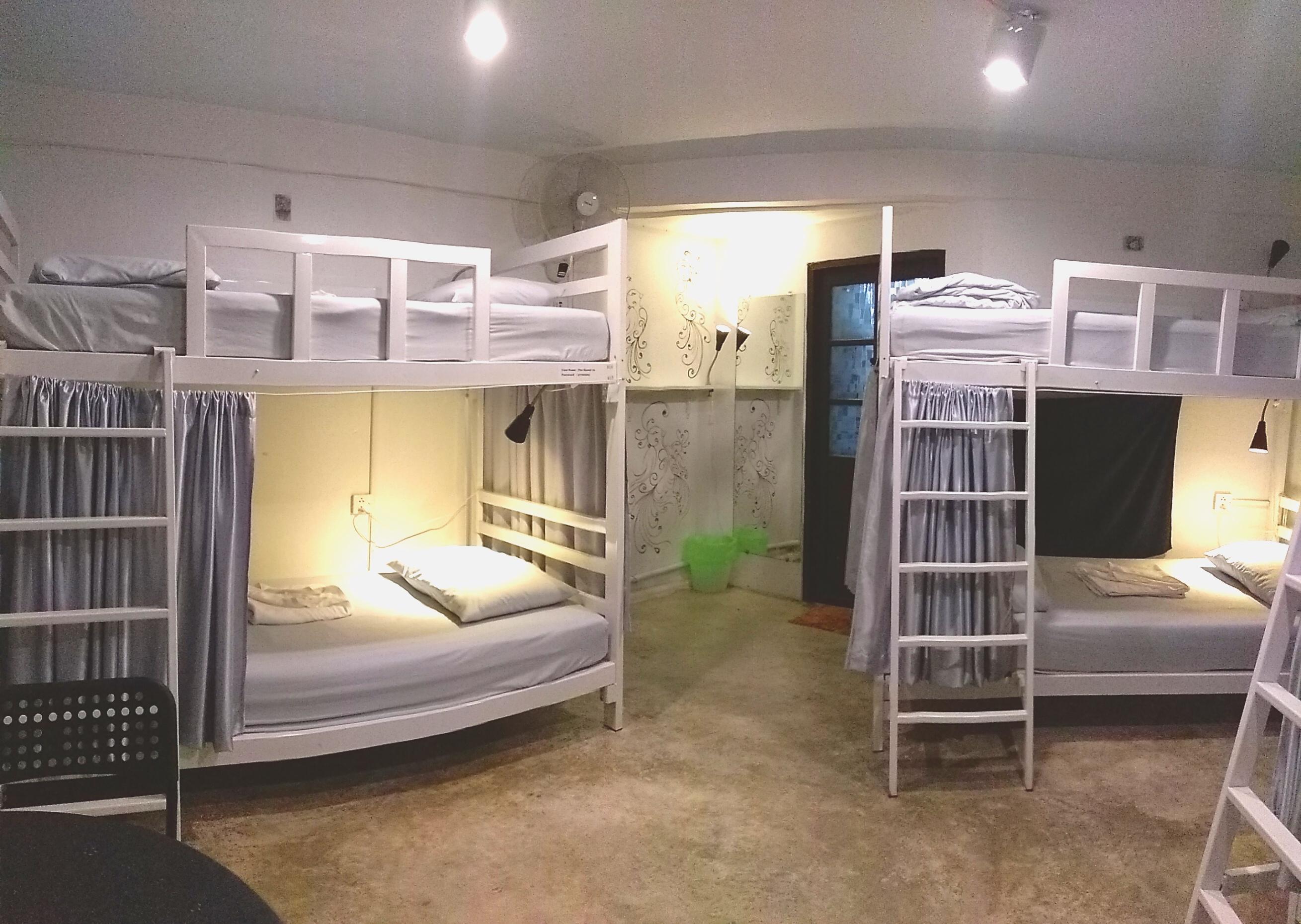 Hotel The 16