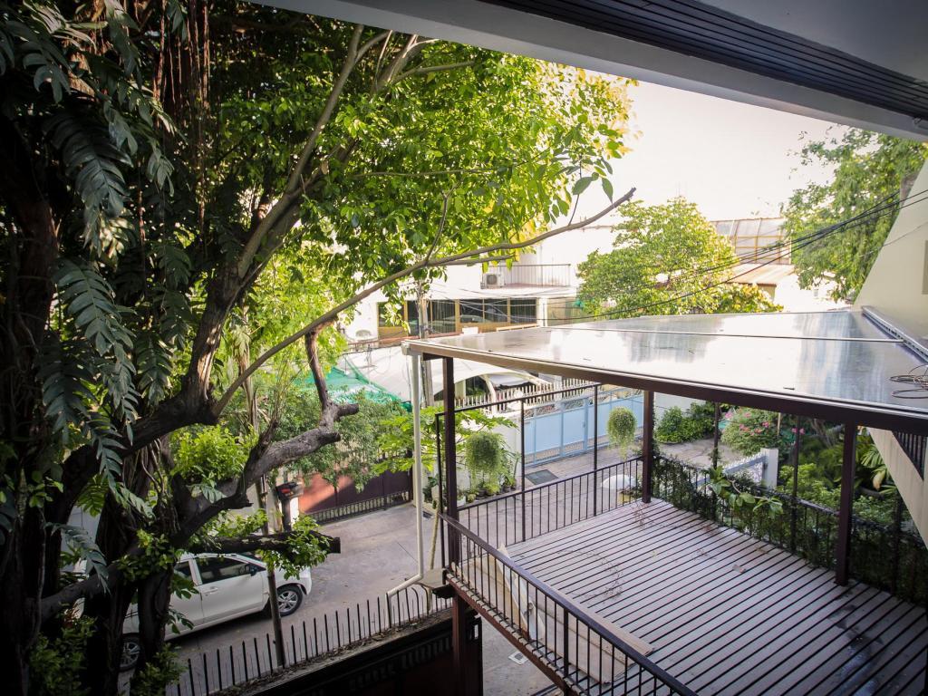 The 16 Bangkok