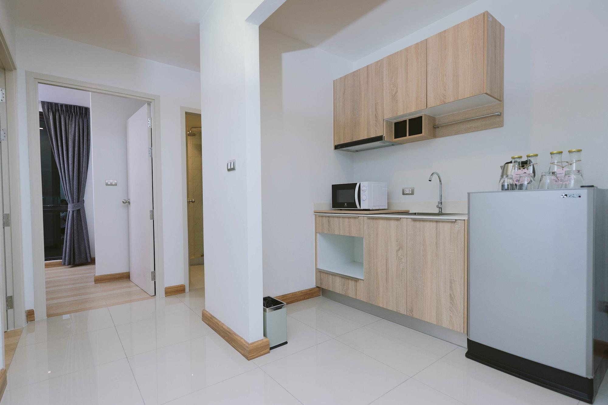 Kokotel Sukhumvit 50 3* Bangkok