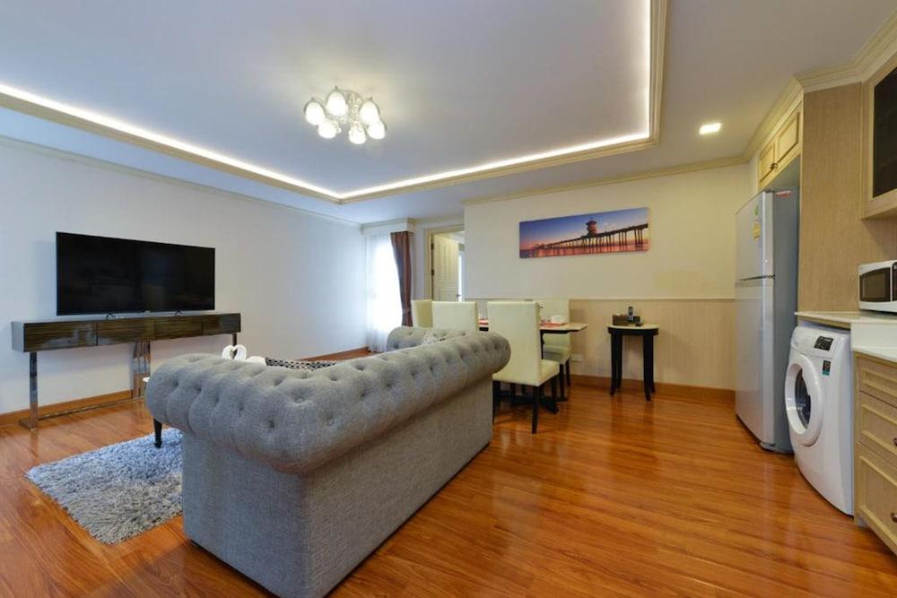 Aspira Hana Executive Thonglor 4*