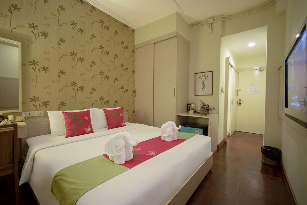 Cha-cha Khaosan Rambuttri Hotel 3*