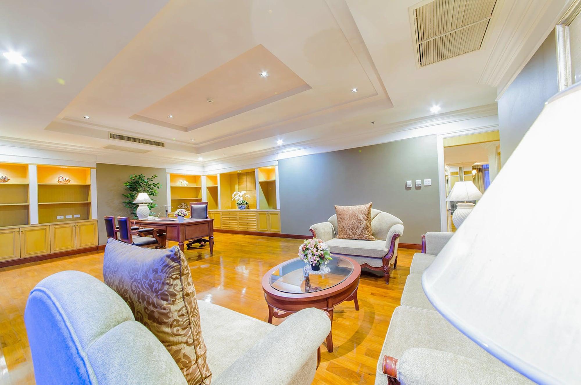 Hotel Managed By Palace Bangkok