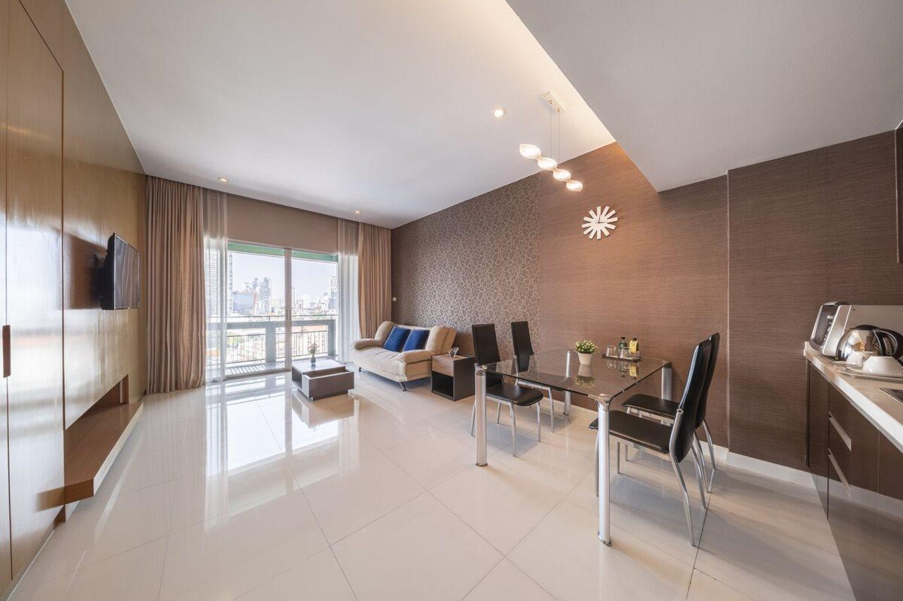 At115 By Rompo Mansion Bangkok