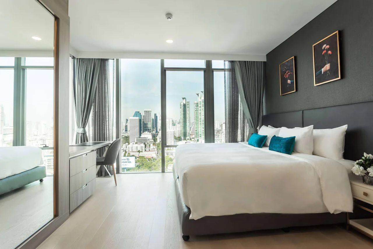 Wyndham Queen Convention Centre Hotel 4*