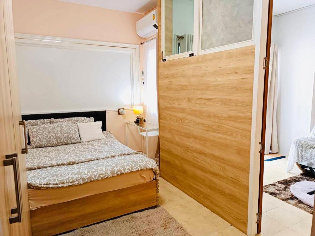 Apartment Cozy 1br Walk To Bts And Airport Rail Link Close To Malls T Bangkok