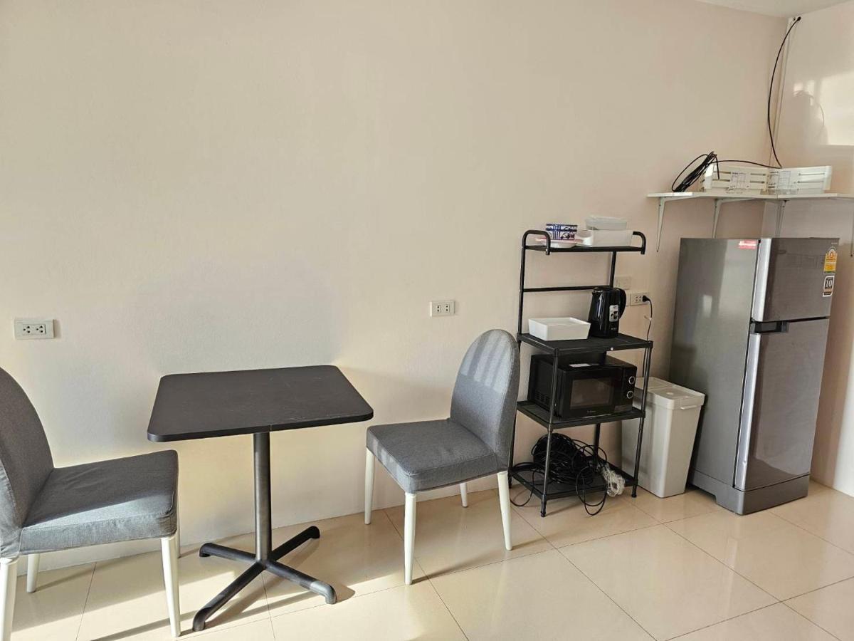 Apartment Cozy 1br Walk To Bts And Airport Rail Link Close To Malls 12