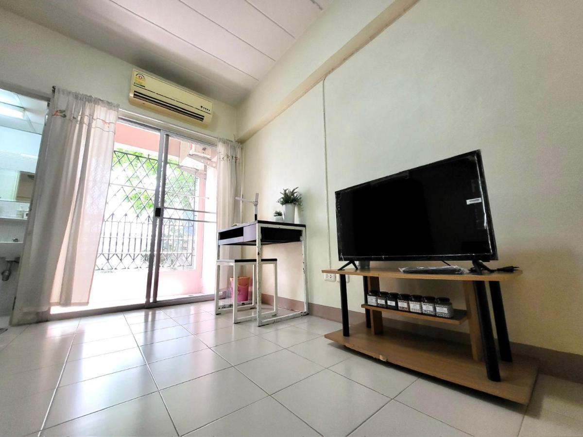 My Space 77 * Bangkok
