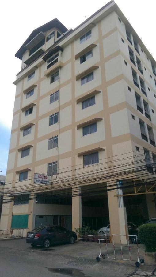 Jaruchok Aparthotel *