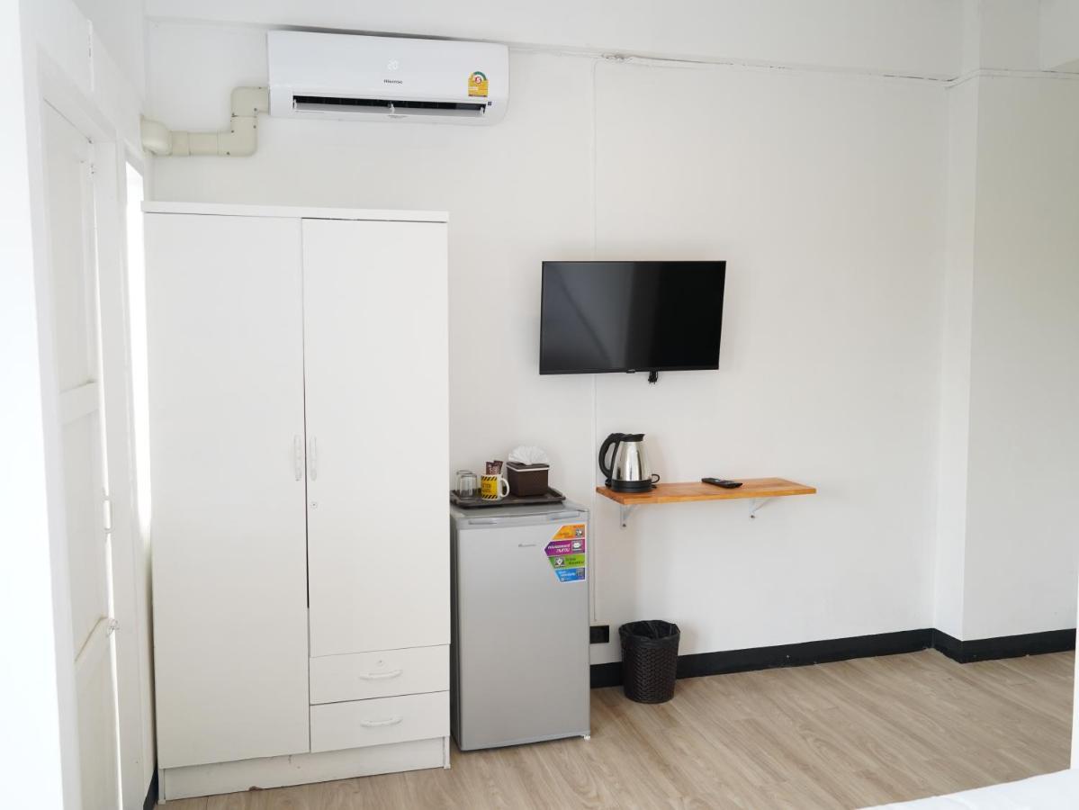 Hotel Roomquest It Square Don Mueang Airport Bangkok