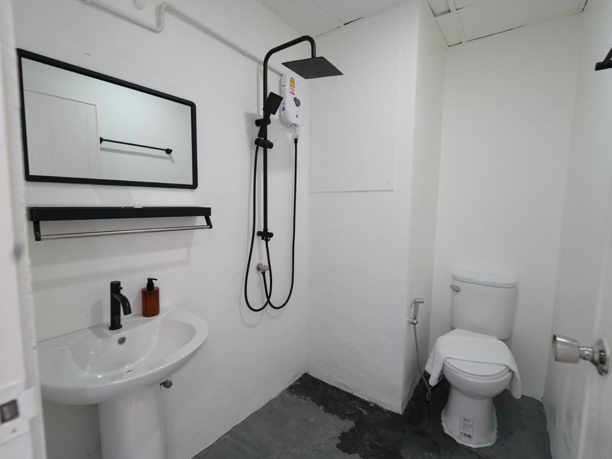 Roomquest It Square Don Mueang Airport