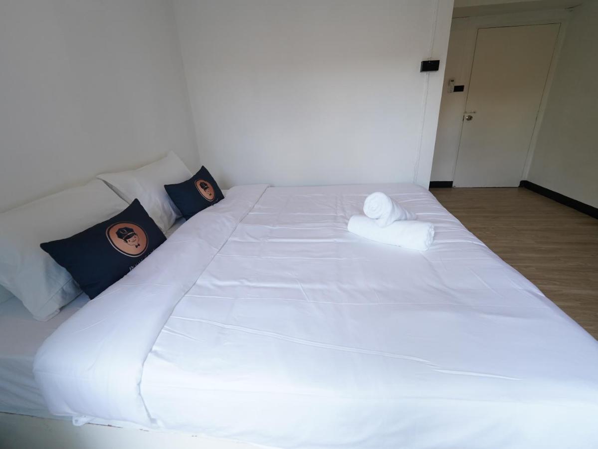 Roomquest It Square Don Mueang Airport Bangkok
