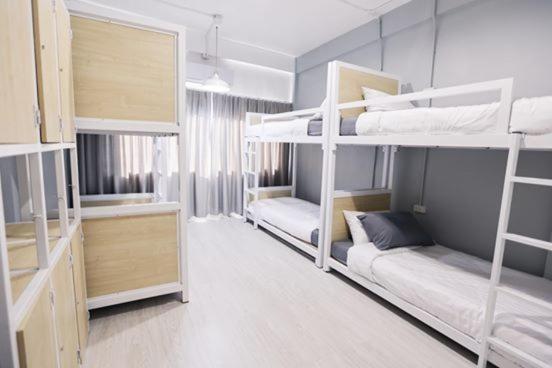 Local Time Hostel&cafe Hostel
