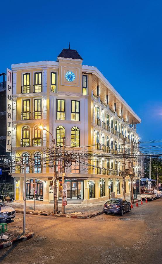 Phra Nakhon Poshtel Hostel *
