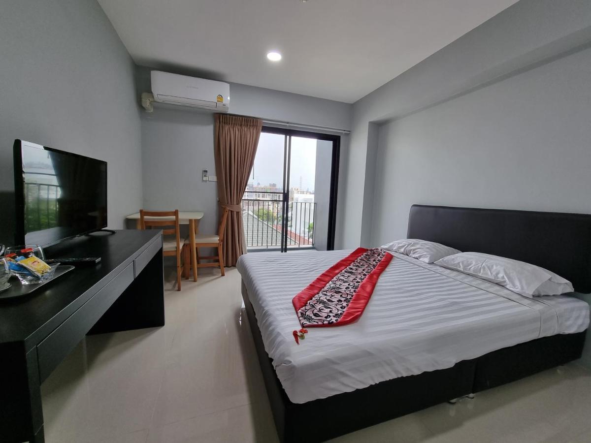 Tiara Place * Bangkok