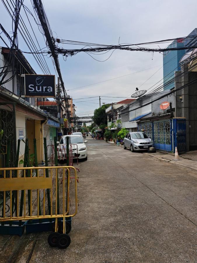Sura Near Mrt Phra Ram 9 Hostel Bangkok