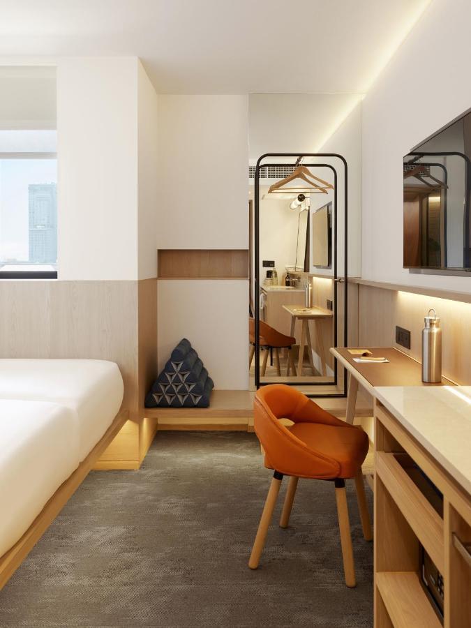 Asai Sathorn 4*