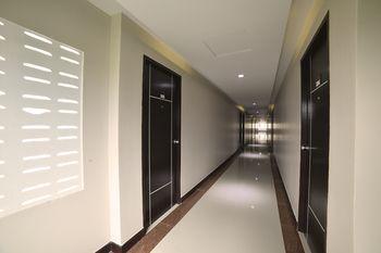 Gold Airport Hotel 3*