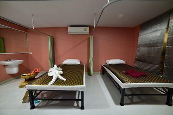 Hotel Gold Airport