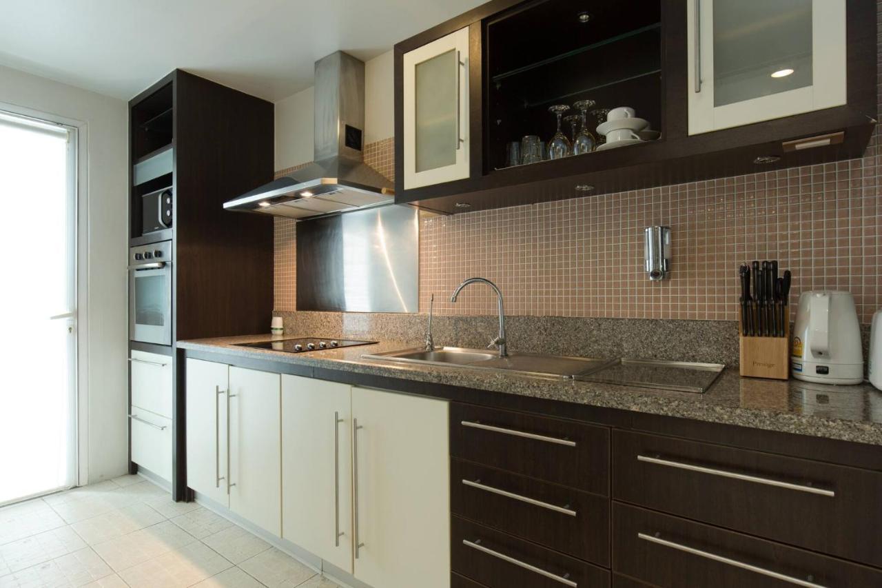 8th Floor 2brs Penthouse 700m Walk To Ekkamai Bts Station