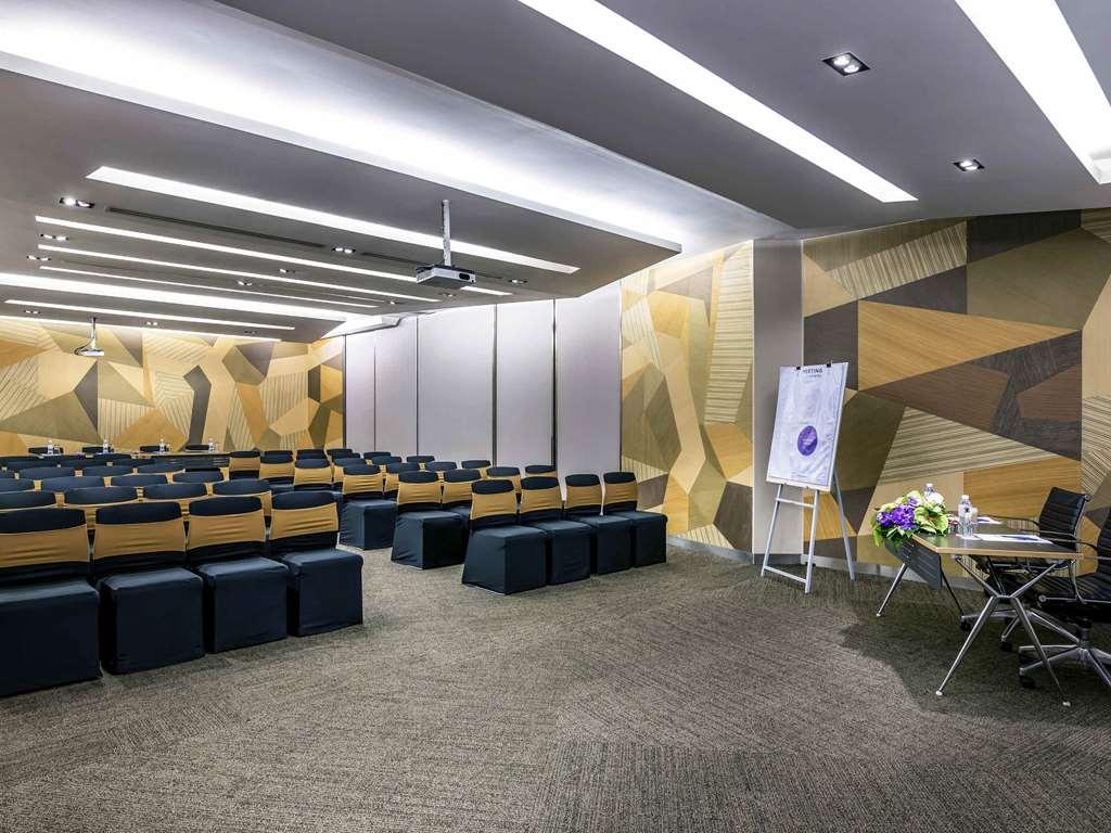 Novotel Platinum Pratunam 4*