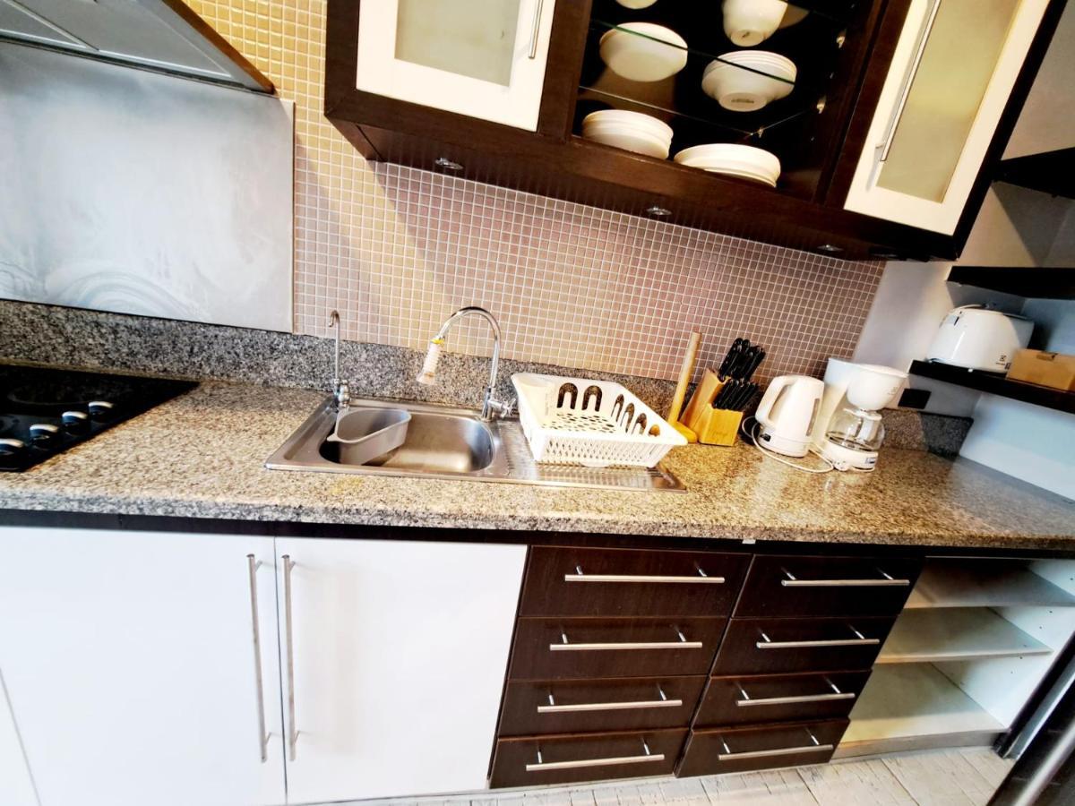 8th Floor 2brs Penthouse 700m Walk To Ekkamai Bts Station *