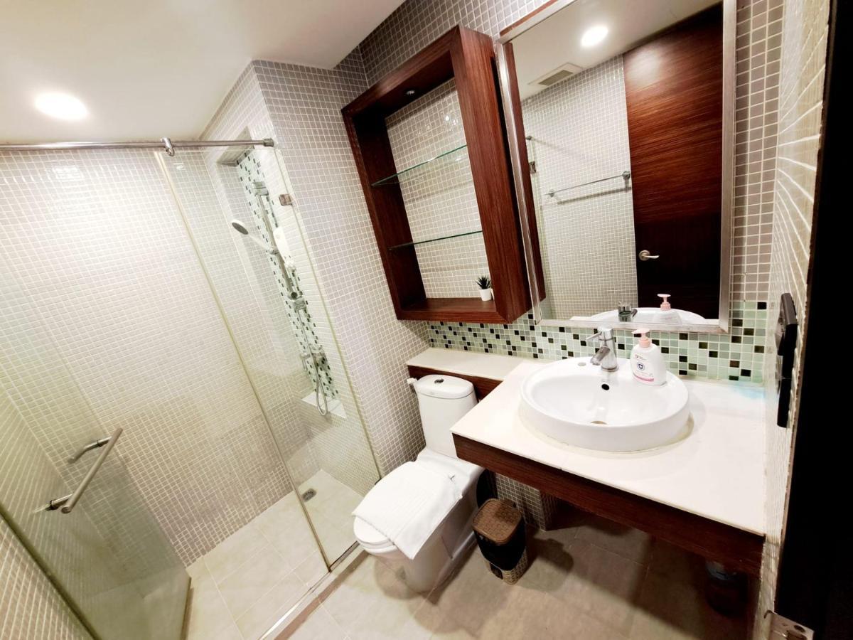 Apartment 8th Floor 2brs Penthouse 700m Walk To Ekkamai Bts Station