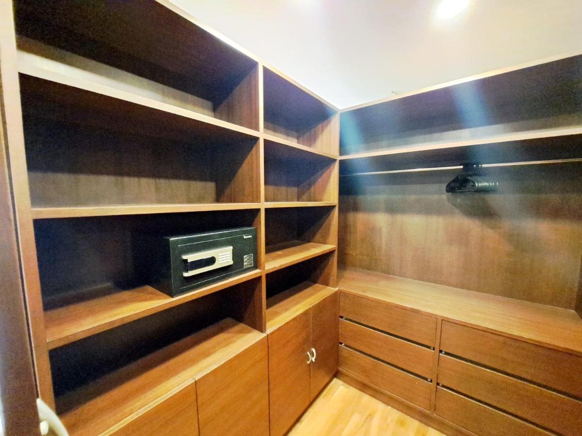 8th Floor 2brs Penthouse 700m Walk To Ekkamai Bts Station Bangkok
