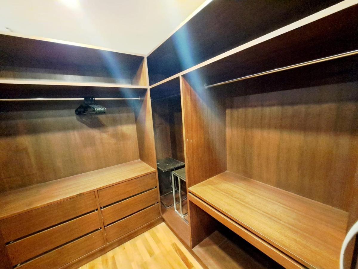 8th Floor 2brs Penthouse 700m Walk To Ekkamai Bts Station