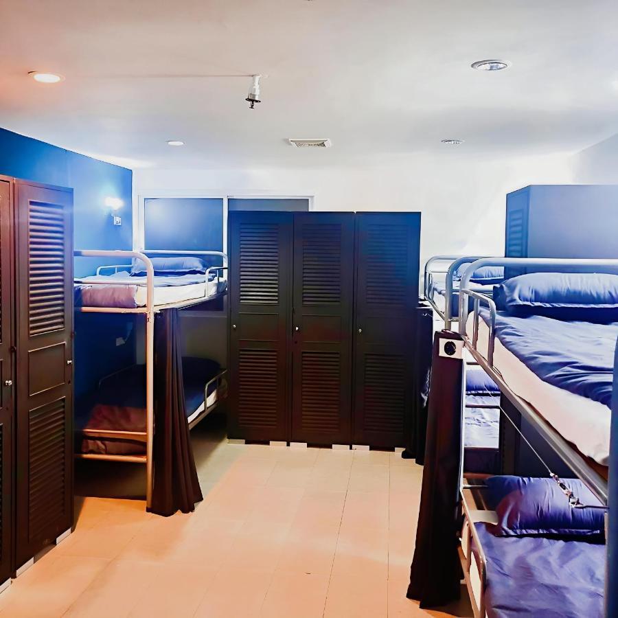 Xlnt Sukhumvit 8 Hostel Bangkok