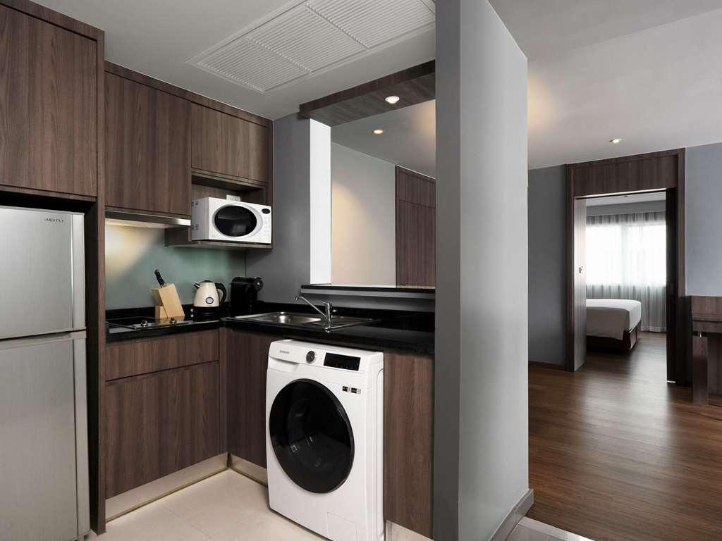 Novotel Living Sukhumvit Legacy Hotel
