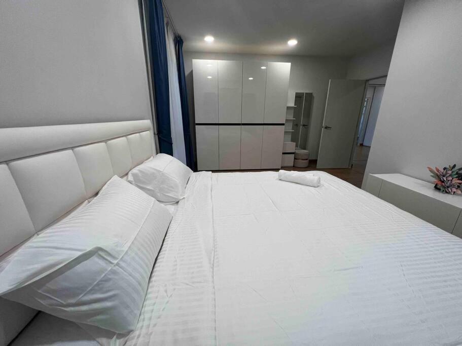 Bangna 4bedroom New House Luxurious Discount Now Villa Bangkok