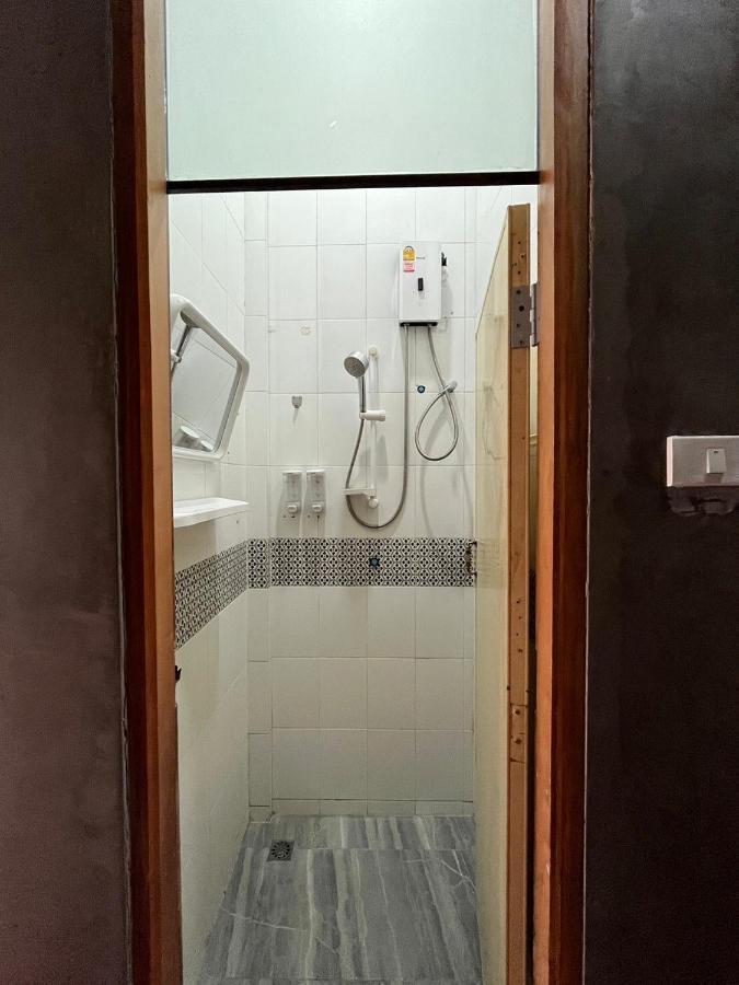 Rotinis Asrama Bangkok
