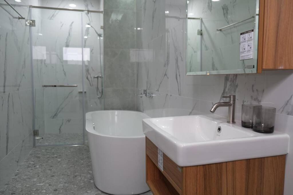 Villa Cheri's Homestay: Townhouse Near Thong Lo Bts Bangkok