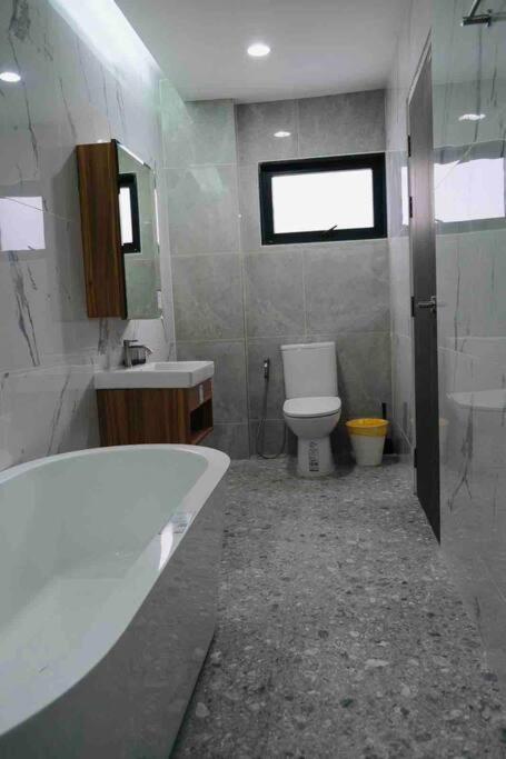 Cheri's Homestay: Townhouse Near Thong Lo Bts Villa *