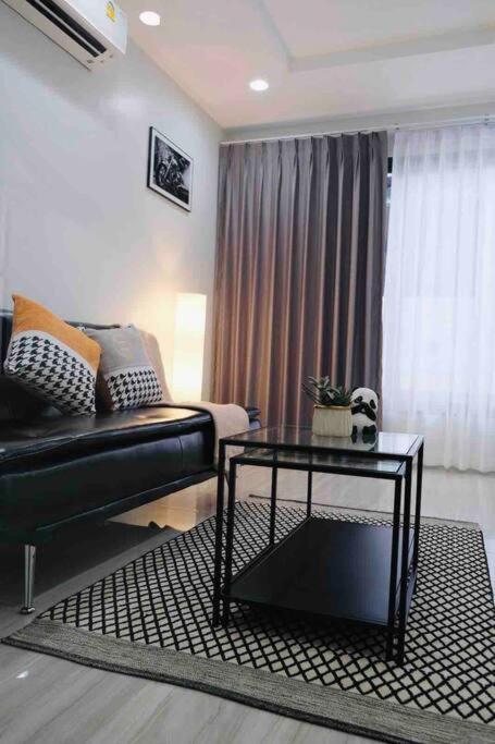 Cheri's 5and1 Bedroom Townhouse In Sukhumvit 36 , Bangkok, Near Tonglo Rail Station * Bangkok