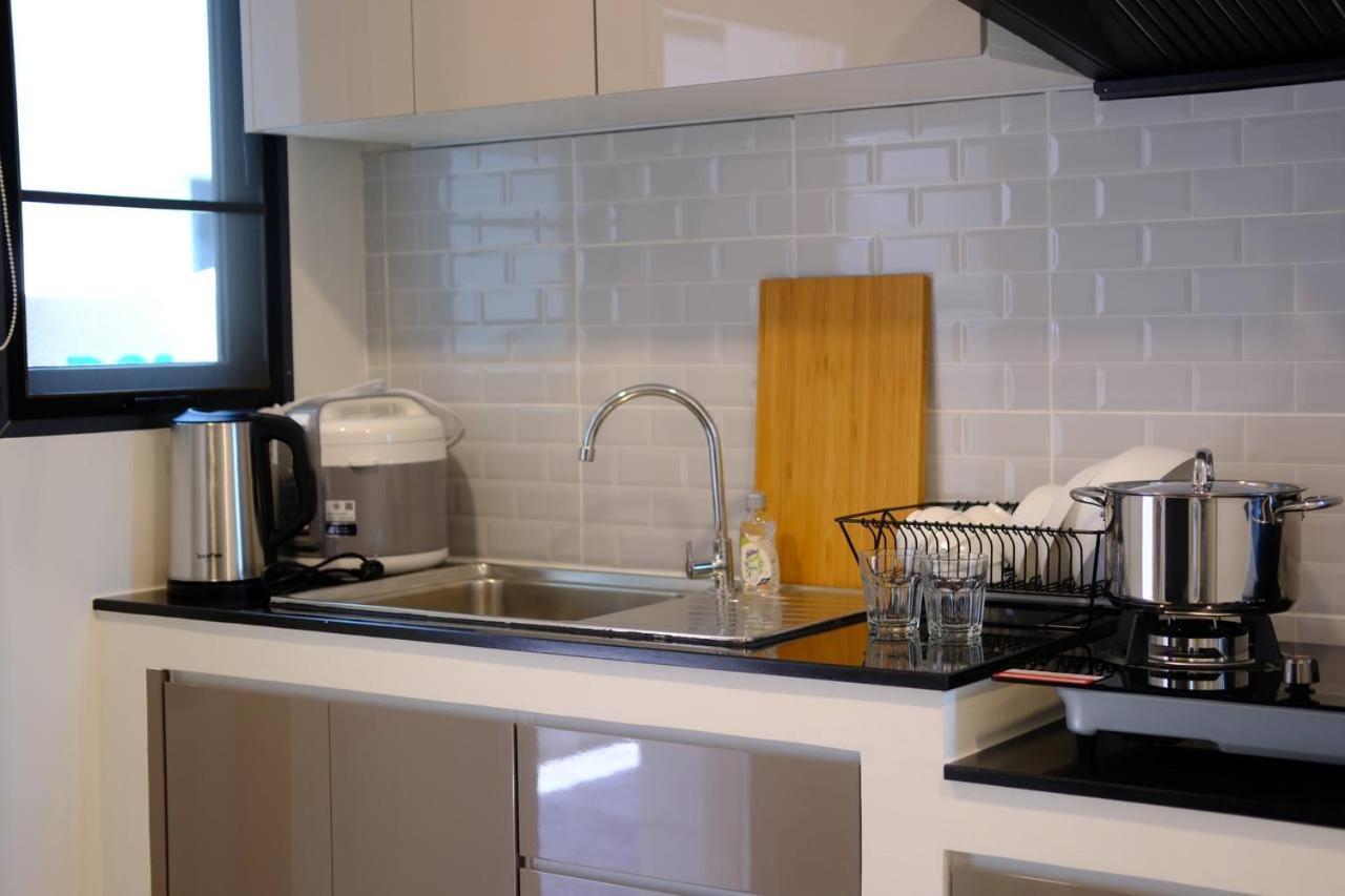 Cheri's Homestay现代两层独栋别墅，4卧4卫，3日送接机1周接送机,近mega邦纳 Villa