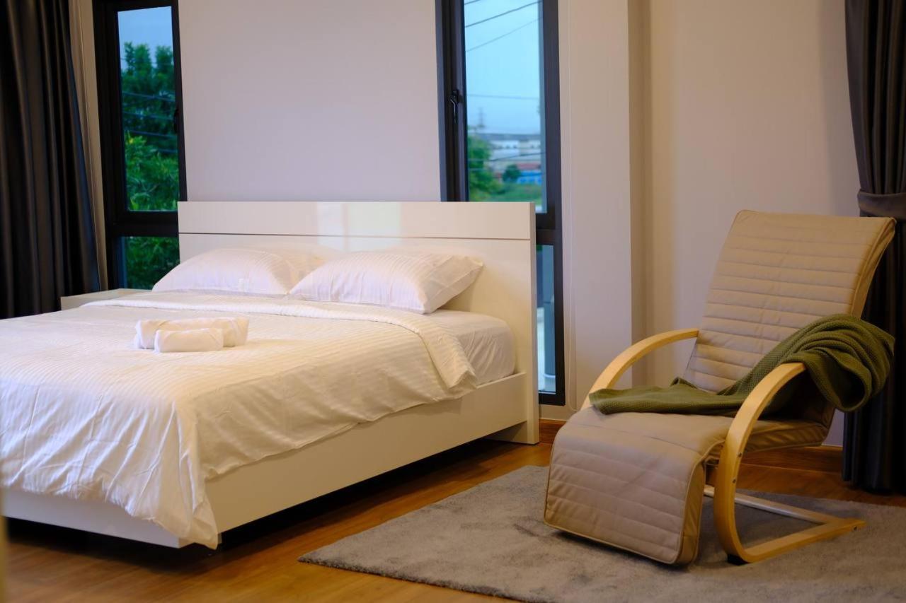 Villa Cheri's Homestay现代两层独栋别墅，4卧4卫，3日送接机1周接送机,近mega邦纳 *