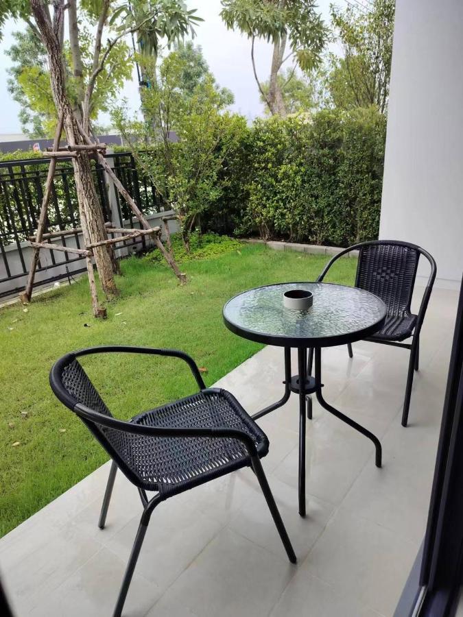 Cheri's Homestay现代两层独栋别墅，4卧4卫，3日送接机1周接送机,近mega邦纳 *
