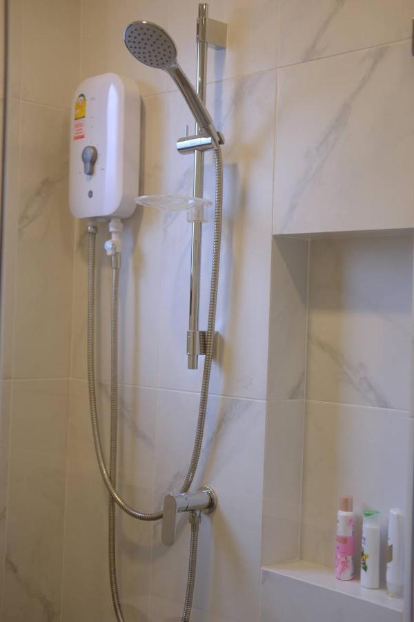 Villa Cheri's Homestay现代两层独栋别墅，4卧4卫，3日送接机1周接送机,近mega邦纳 *