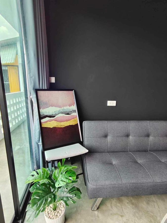 Apartment Mr Black & Ms White -self Check In *