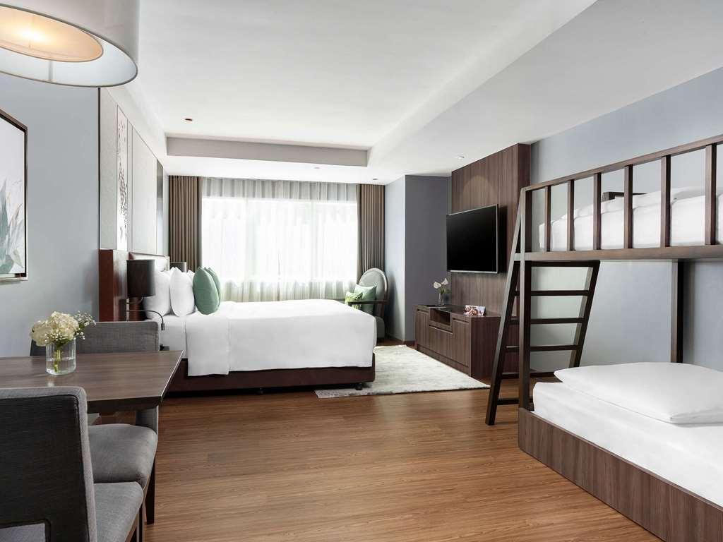 Novotel Living Sukhumvit Legacy Hotel