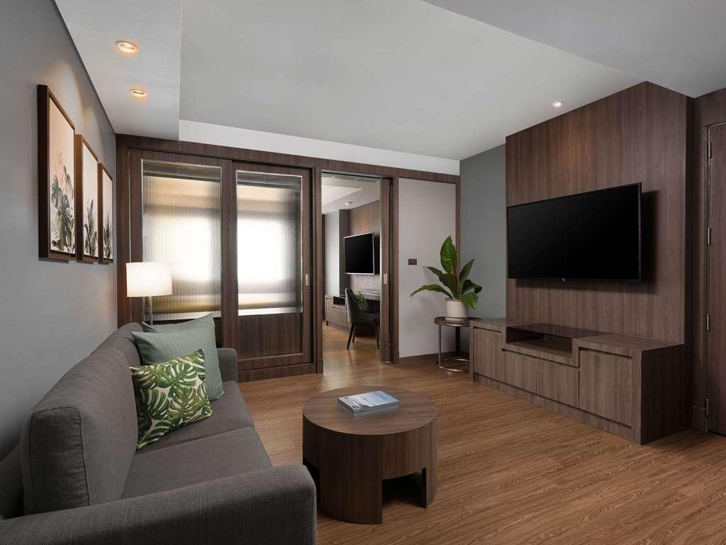 Novotel Living Sukhumvit Legacy