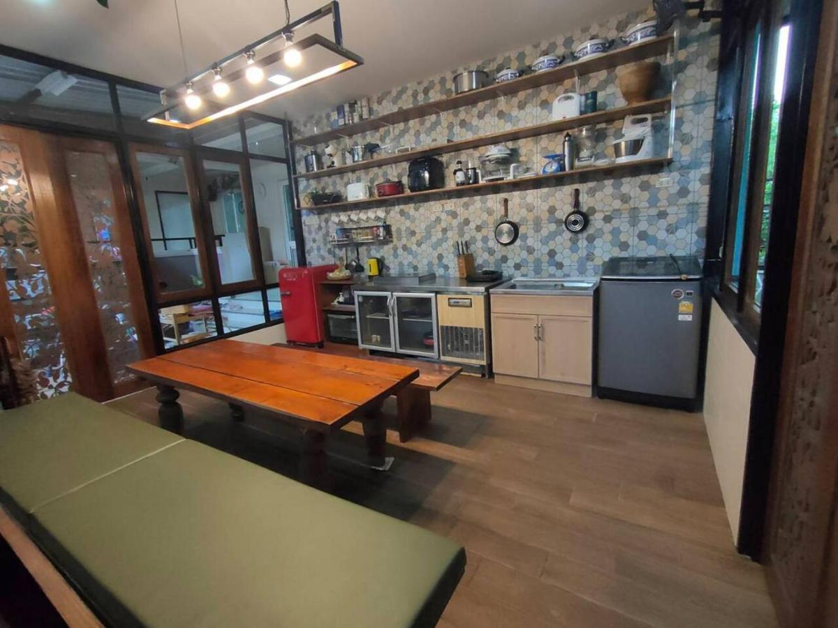 Thananya Apartment