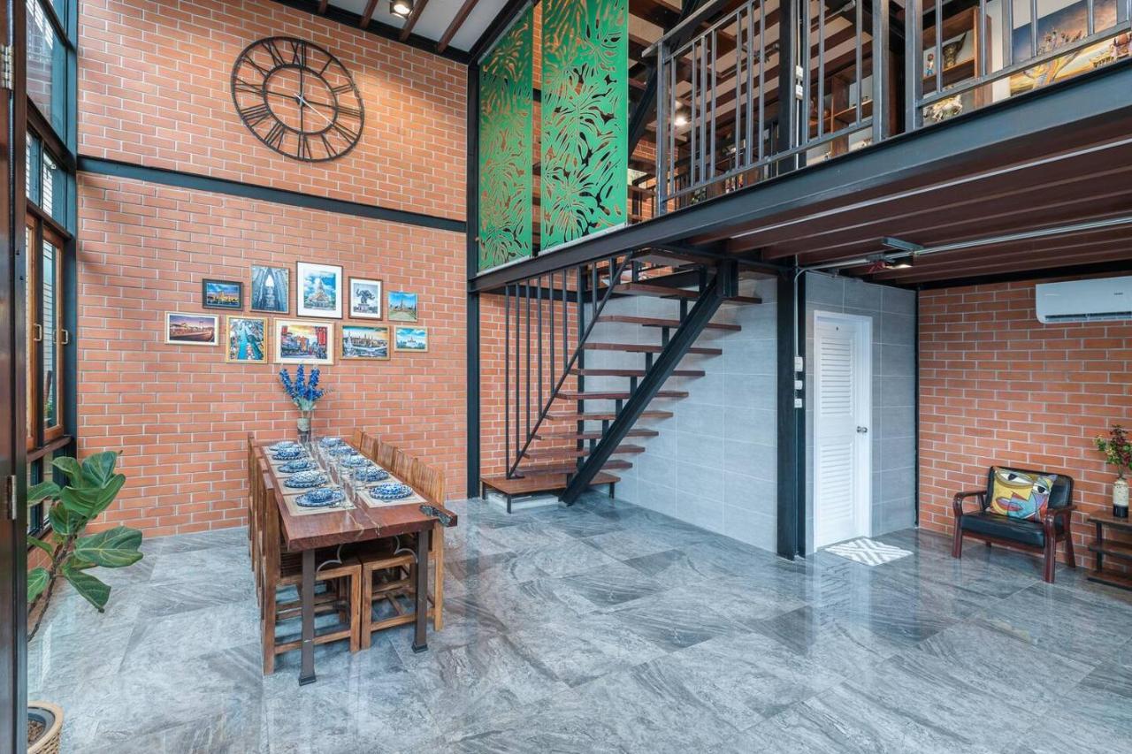 Apartment Thananya *