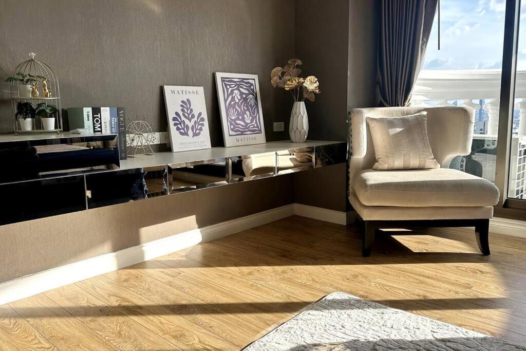 Pangsapuri View, Big Apartment, Great Location