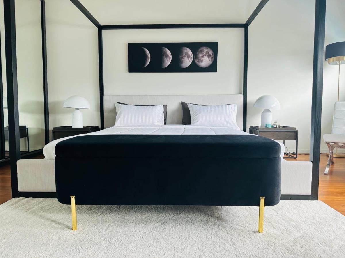 Luxury Pridi Villa Bangkok