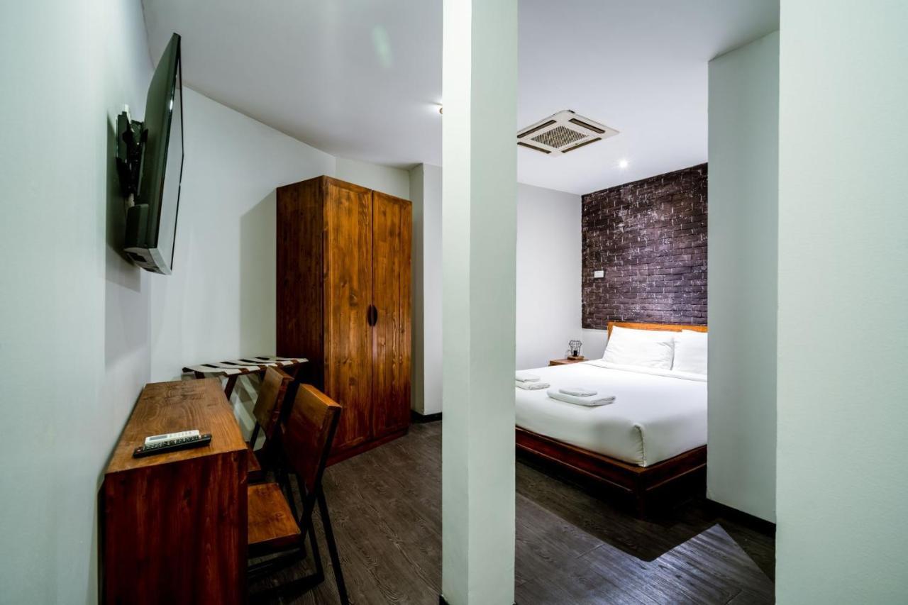 Go Sukhumvit-bts Asoke-phrom Phong โกอินน์ สุขุมวิท บีทีเอส อโศก Apartment *