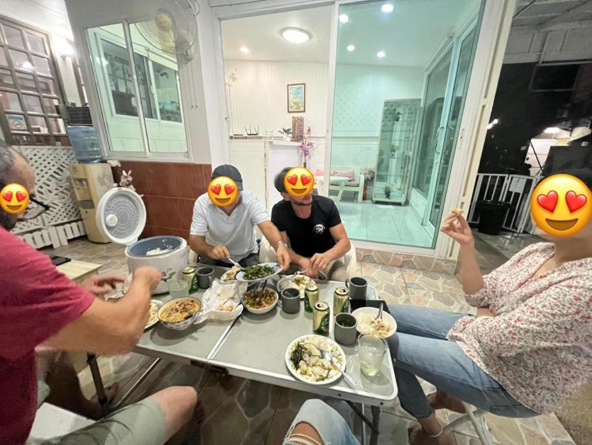 Ree House-asoke Bts *
